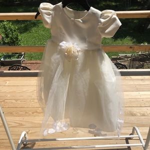 Children’s Flowergirl dresses